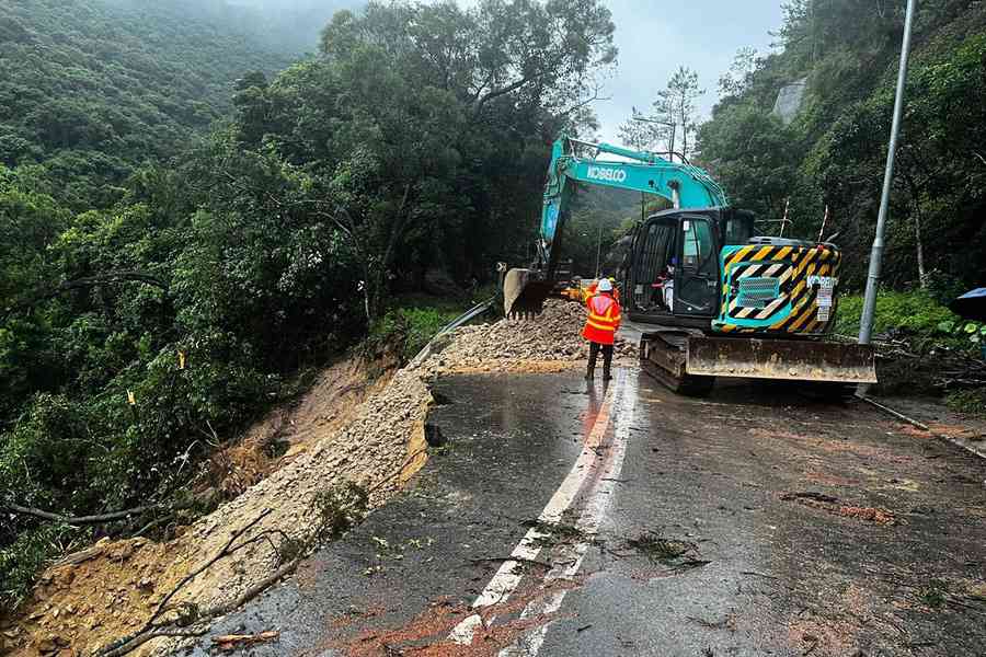 路政署：新娘潭路預計周五恢復單線行車