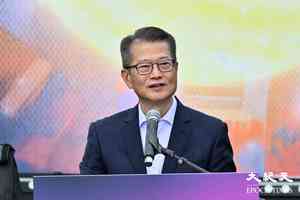 陳茂波：香港貿易雙位數增長 打造國際黃金及供應鏈中心 