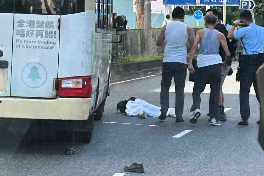 馬鞍山女學生過馬路捱撞 一度昏迷 