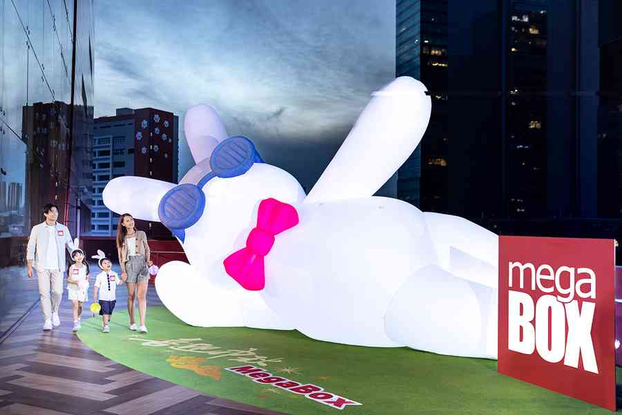好去處｜MegaBox 10米戶外巨型潮兔及4米可愛毛毛兔月球打卡位