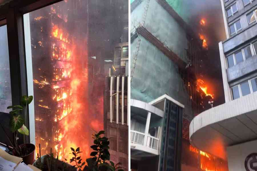 中環華懋大樓火災釀4人受傷 屋宇署：正調查棚架保護網是否合規