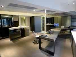 中原:中環合成商業大廈全層放售 意向價1,532萬