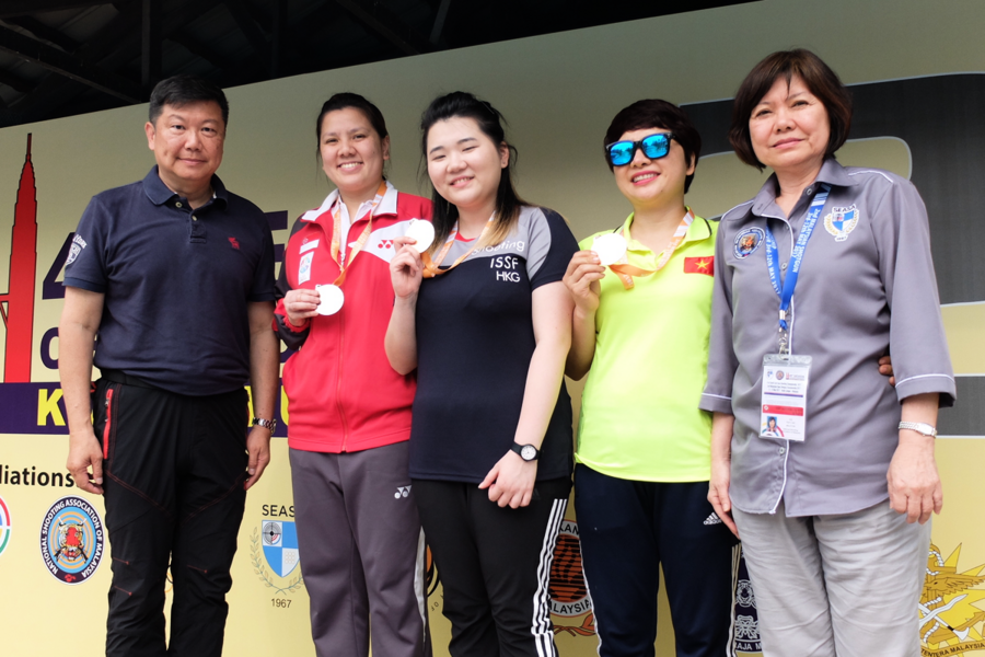 世錦賽女子十米氣手槍奪銀 成灝澂創本港最佳戰績