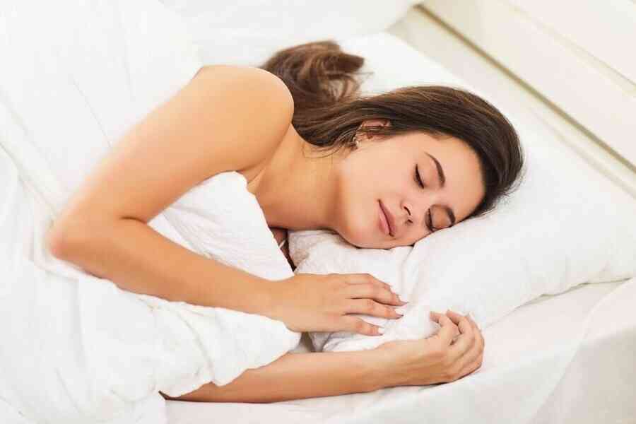 失眠全靠安眠藥？試試頂級助眠術 