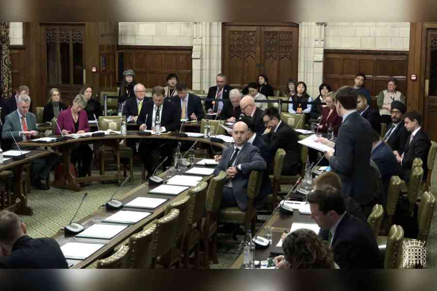 英國會辯論提高申永居門檻 官員稱未決定會否豁免部份BNO港人