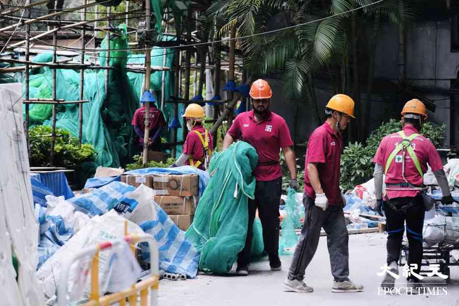 穗禾苑拆除棚網 探討以吊船完成餘下維修