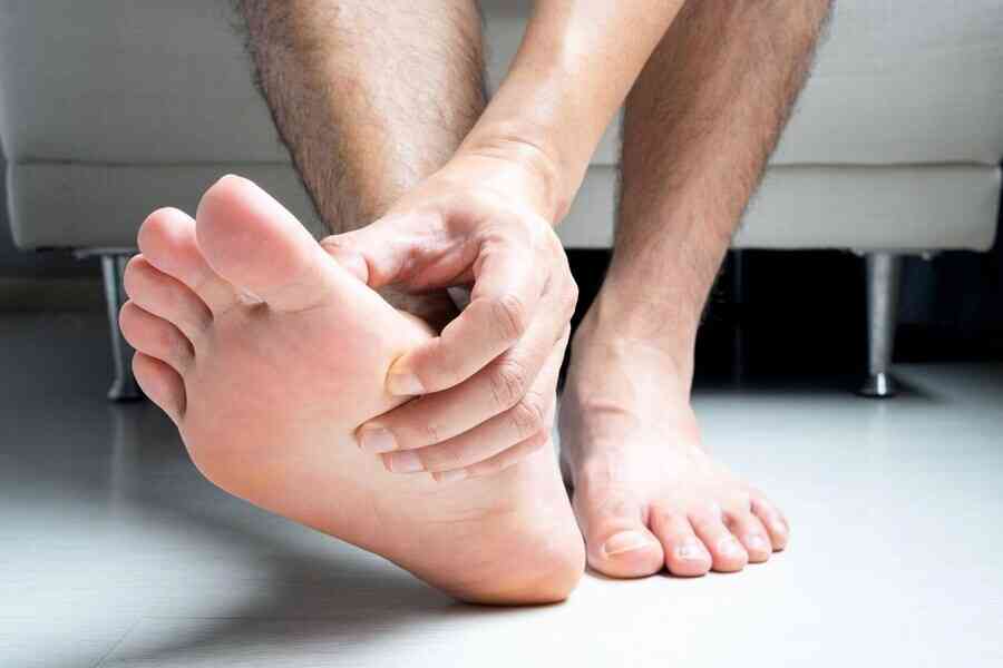 半夜痛風睡不著？中醫師教你止痛降尿酸