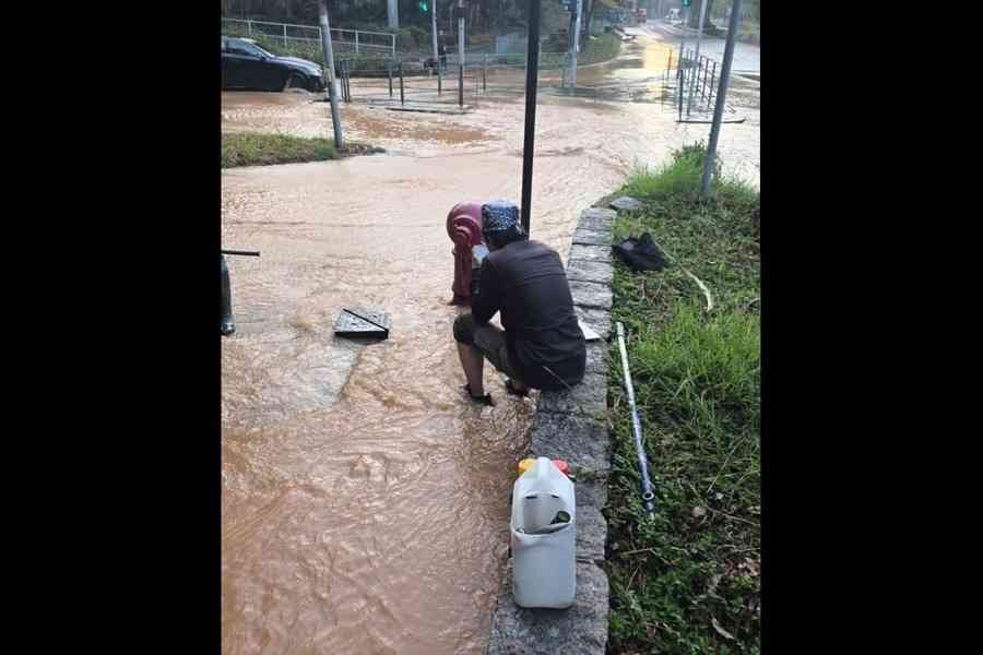 上水爆食水管 料下午6至7時完成恢復供水