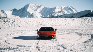 【每日品牌】林寶堅尼#SheDrivesaLambo法國阿爾卑斯雪地極速挑戰