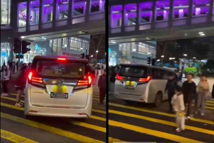 中港牌七人車連環違規 荃灣鏟上行人過路處掉頭
