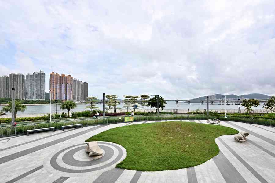 將軍澳南公園今起開放中央平台 可遠眺跨灣大橋全景