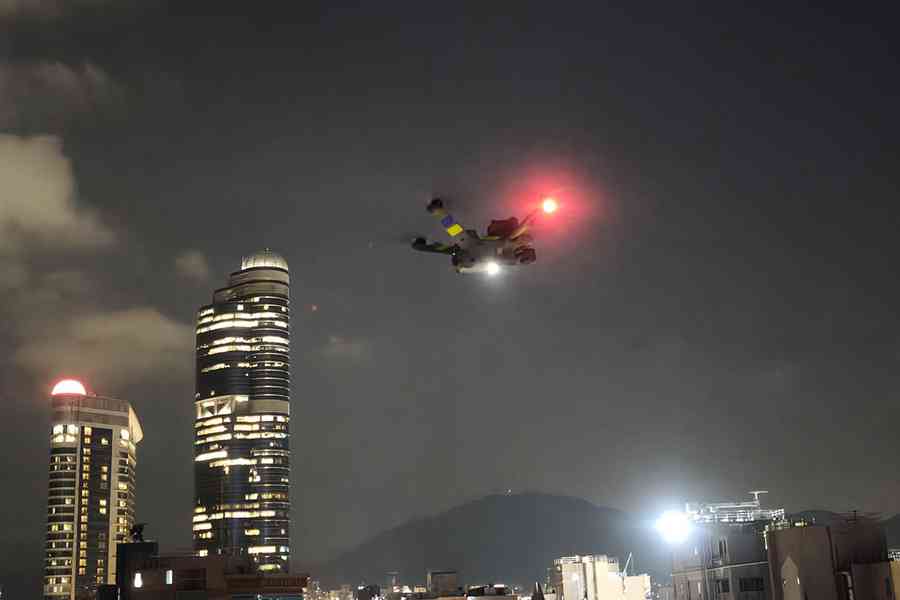 警方無人機巡邏增七地點 包括山頂、長洲、南丫島