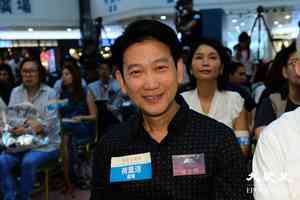 巴士安全帶之亂 前高官楊立門批多重關卡「集體走漏眼」