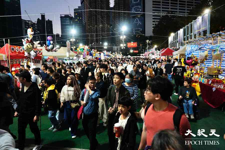 維園年宵｜沉浸式小食檔賣「情緒價值」80後豪擲30萬鼓勵勇於創新