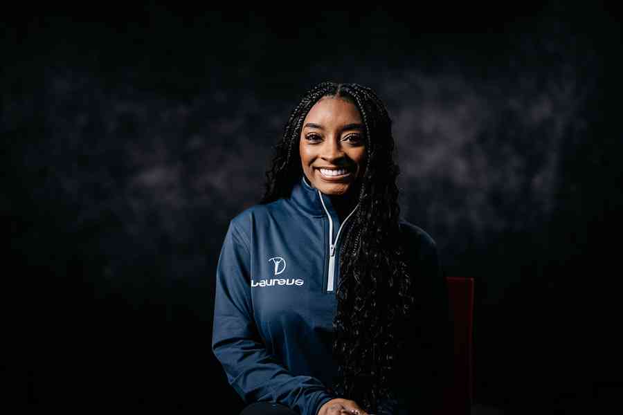 比拉絲任勞倫斯體育大使 到米蘭探訪年輕運動員