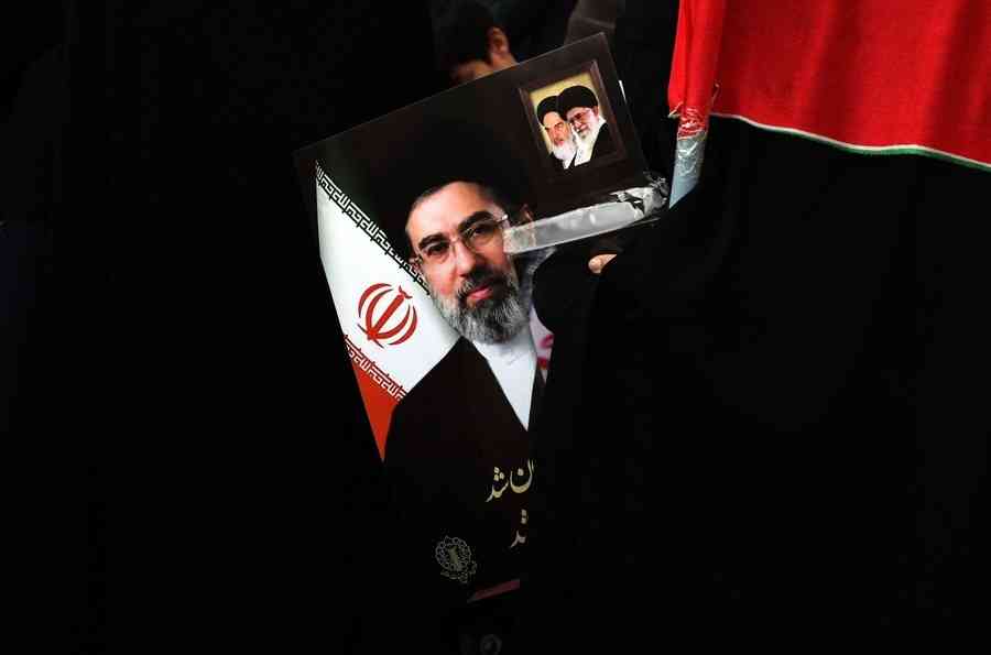 【新世紀特稿】誰是穆傑塔巴·哈梅內伊？未來命運如何？