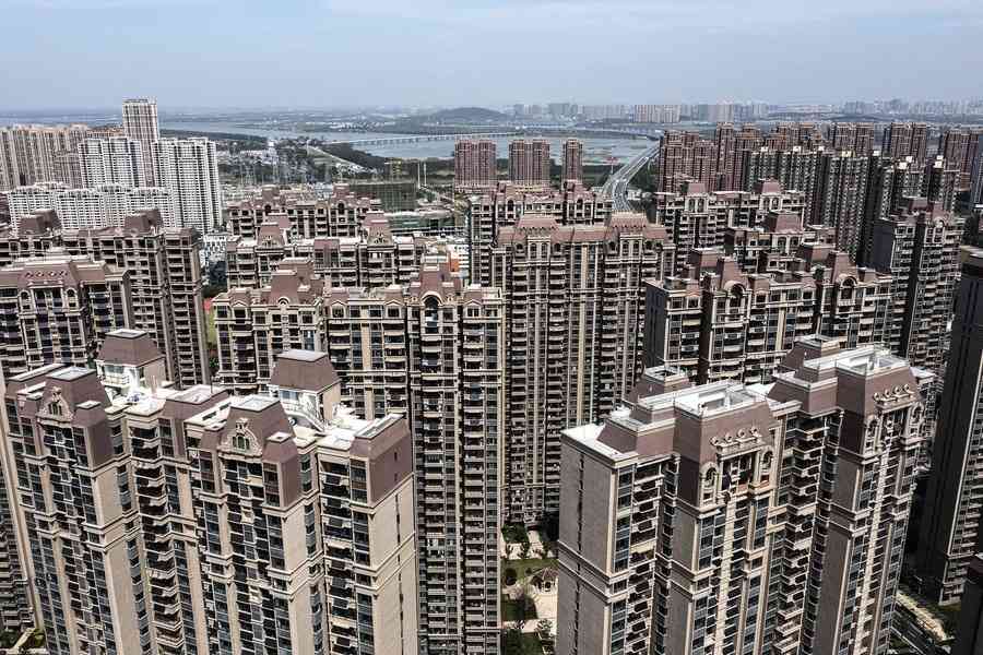 【新世紀特稿】中國房地產銷售腰斬 「去庫存」路難行