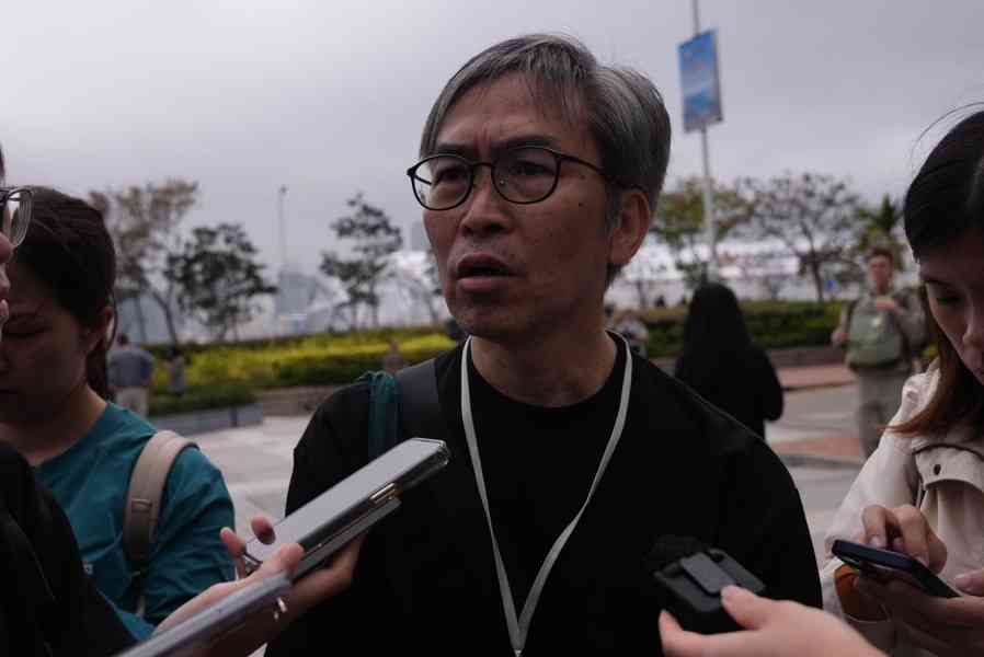 宏福苑聽證會｜居民批政府監管不力 斥大維修招標如「騙局」