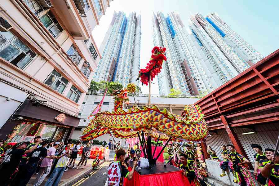 鴨脷洲洪聖文化節賀誕 首次開放公眾參與放水燈