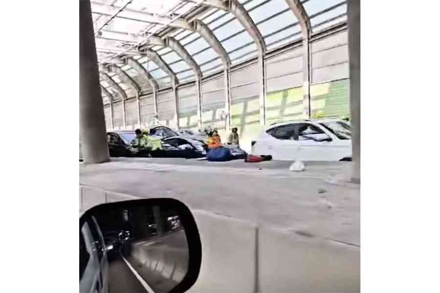 屯門公路第二單意外 三車相撞初步8人傷