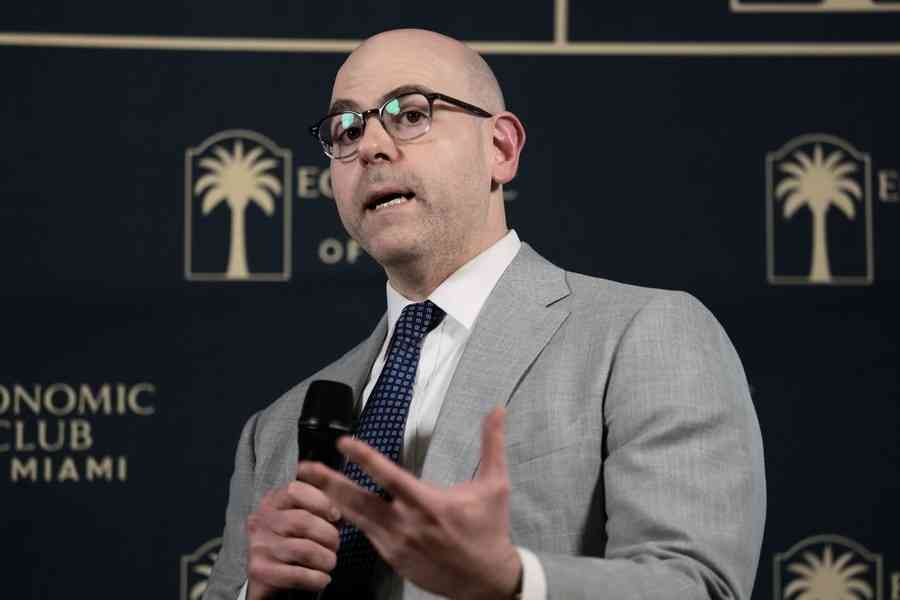 【新世紀特稿】油價、利率與資本流動：中美貨幣政策分化加深