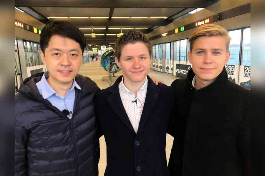 曾助許智峯離港 兩青年首度當選丹麥國會議員