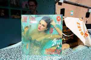 Taylor Swift被告侵權 暢銷專輯The Life of a Showgirl惹官司