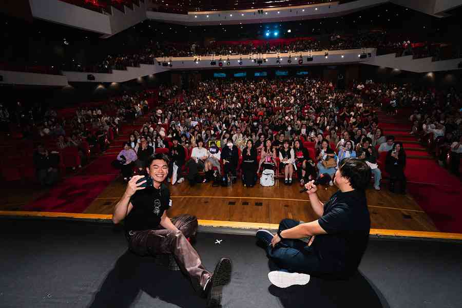 《大濛》首映柯煒林感觸落淚 兌現承諾「找數」包場謝票