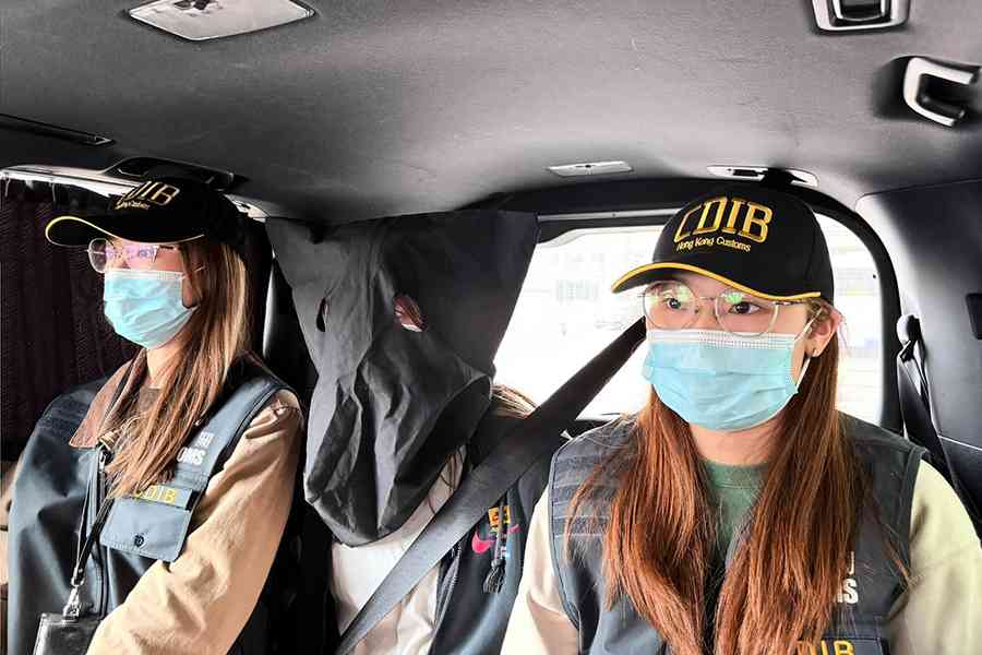 海關機場連破2宗疑值900萬氯胺酮 拘1男1女