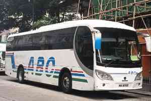 屯門ABC旅運邨巴今日減班 稱因「同事未出院、外遊趕不及回港」