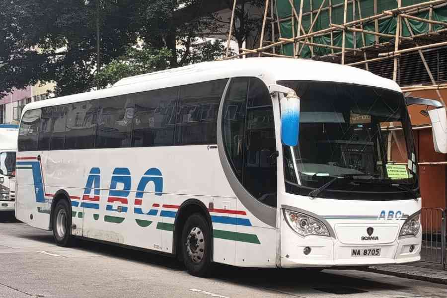 屯門ABC旅運邨巴今日減班 稱因「同事未出院、外遊趕不及回港」