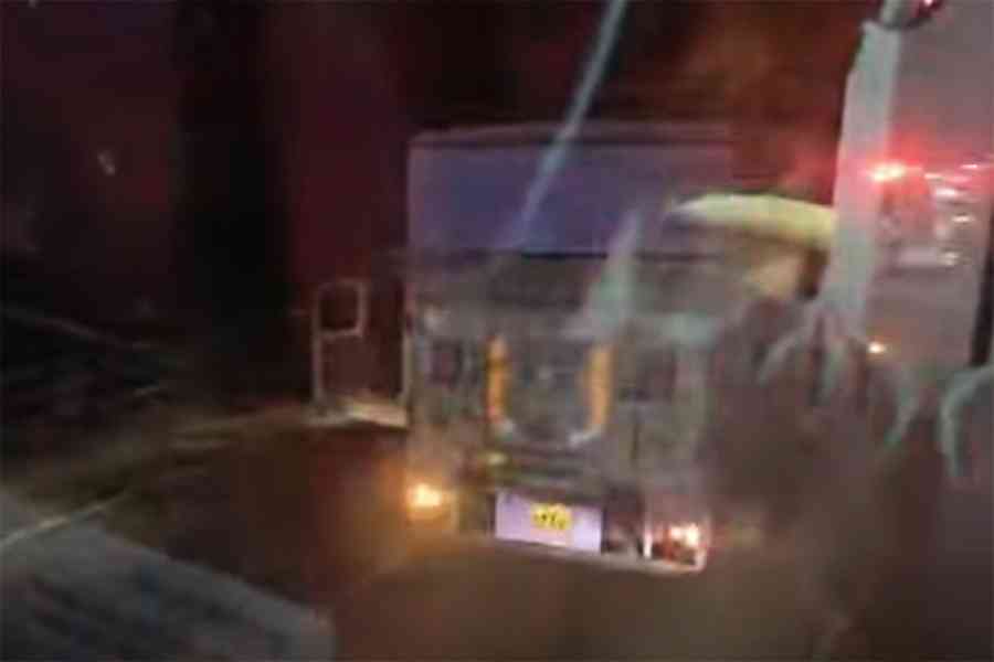 新田公路接連車禍 大陸小巴司機傷重不治