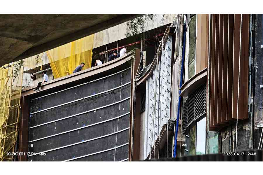 啟德地盤工人追討欠薪 房協指已責成承建商華營建築處理