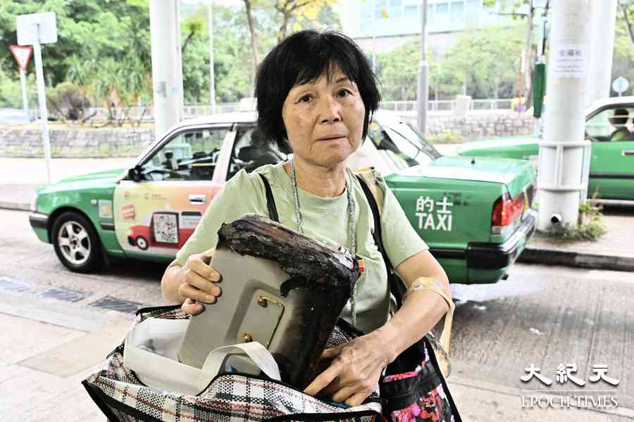 宏福苑｜災民首日返火場收拾 拾回婚戒金飾、文件等