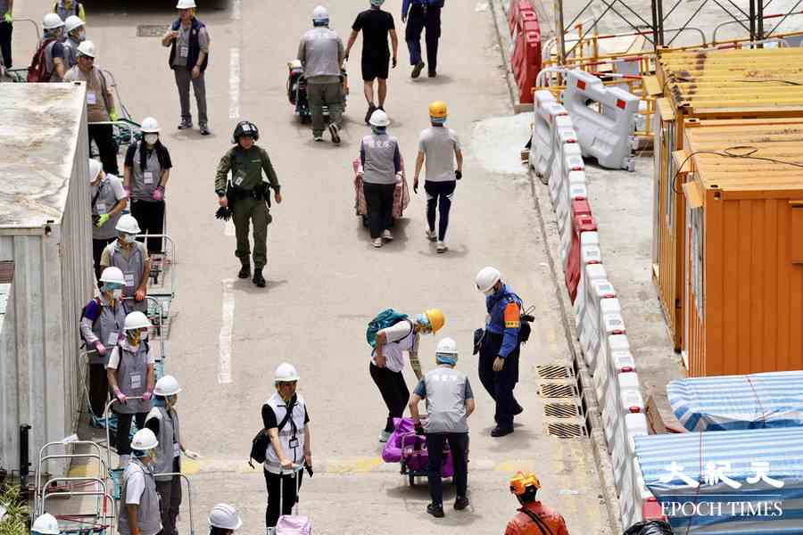 宏福苑7幢首輪重返舊居結束  6265人上樓執拾