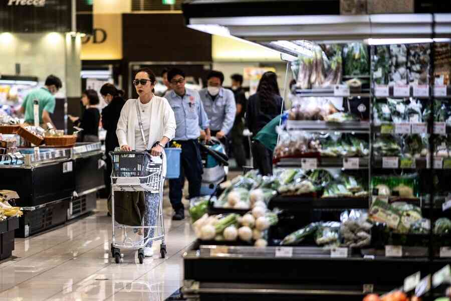 日本3月家庭支出連跌四個月 通脹壓力拖累消費