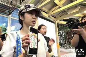 宏福苑｜宏志閣居民在窗上貼「愛回家」 批收購如「扣押銀包問賣菜」