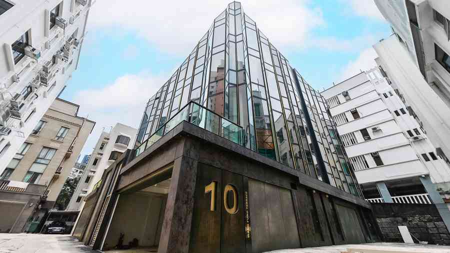 第一太平戴維斯：全新別墅東半山宏豐臺10號標售