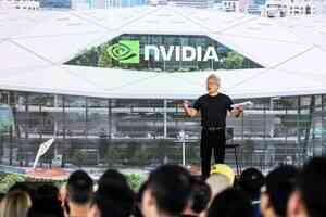黃仁勳揭星群AI計劃 NVIDIA台灣總部2030啟用