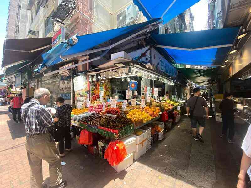 第一太平戴維斯：葵芳街市旺舖及屏山屋苑式洋房放售