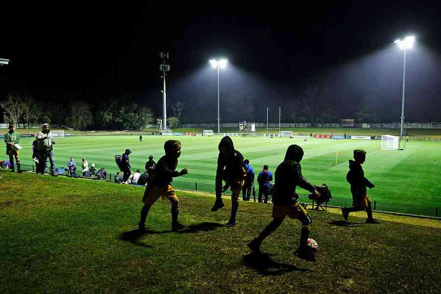 澳洲青少年運動參與率十年急跌 足球與游泳仍屬最受歡迎