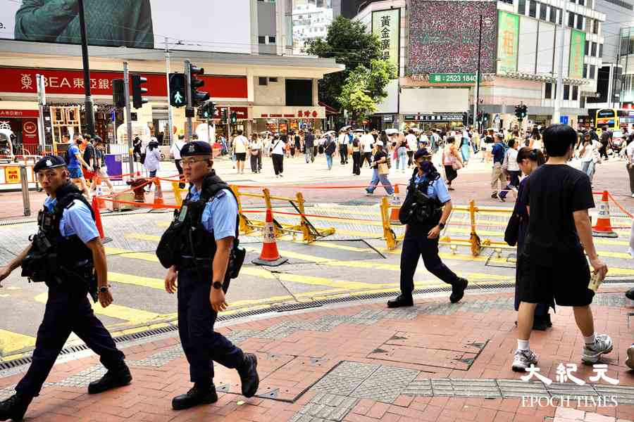 警方七一截查15人 年齡最大73歲
