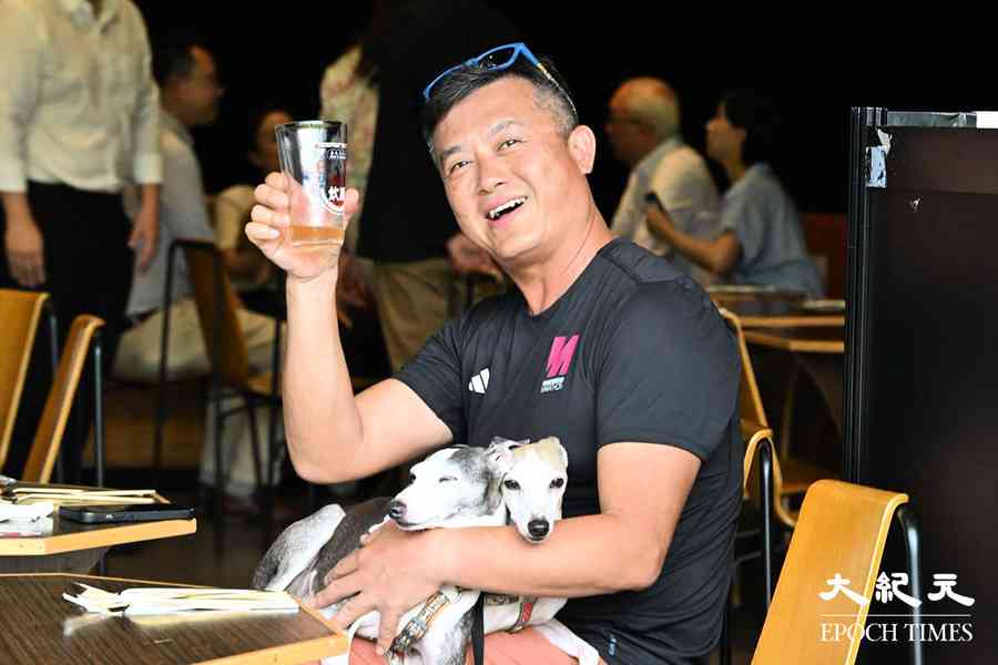 狗隻入食肆｜食環署控兩宗無妥牽狗帶 6宗無牌准狗入