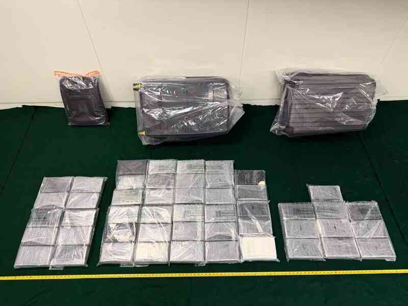海關旺角破懷疑毒品儲存倉 拘捕一南非籍男子