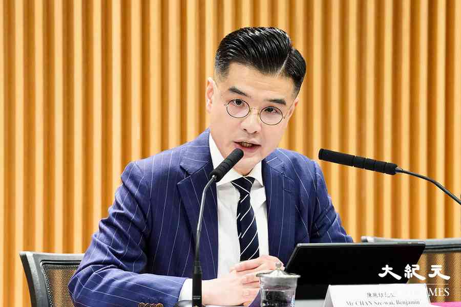 電子報稅系統問題 稅務局局長致歉
