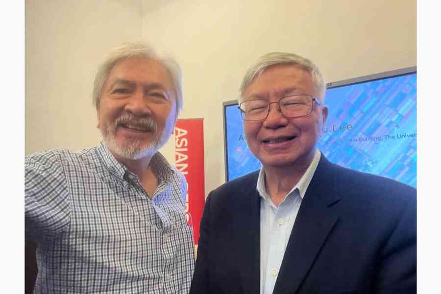 曾俊華倡港憑金融物流當供應鏈「控制塔」 批「票尾盛事經濟」瑣碎難振市道