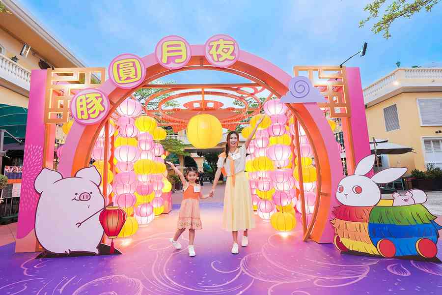 好去處｜插畫角色「豬粒」現身黃金海岸商場 多個打卡熱點營造團圓氣氛