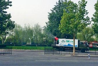 北京空氣質量涉造假 霧炮車對著監測站噴霧