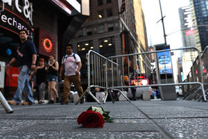 紐約時代廣場駕車撞人 司機被控謀殺
