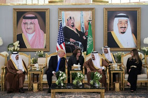 特朗普出訪 對待沙特姿態與奧巴馬不同